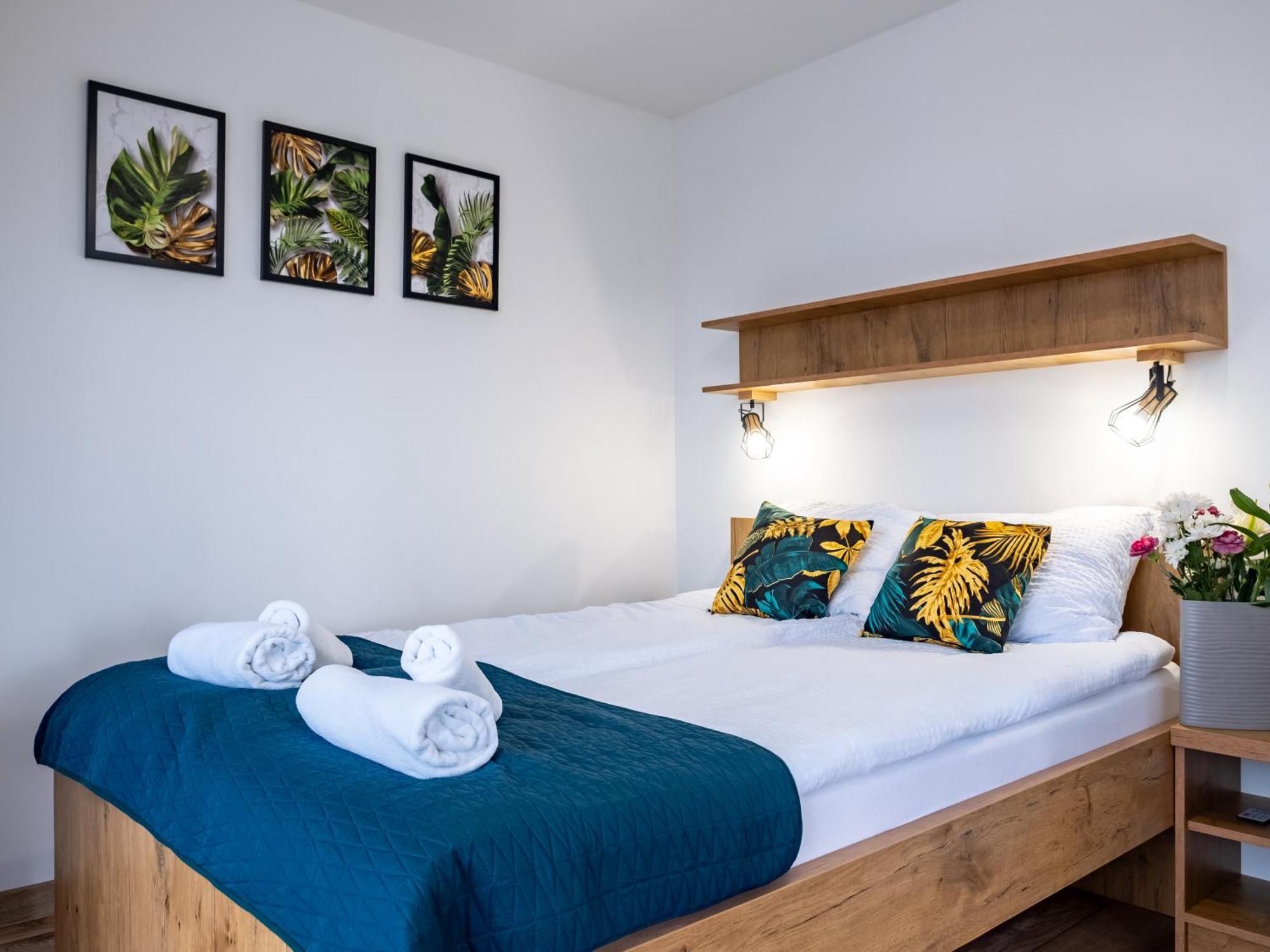 Rajska Polana Domki Premium ,Na Odludziu Z Prywatna Balia Z Jacuzzi I Sauna ,Cisza,Rowery Elektryczne,Gory,Astroprzygoda,- Adrspach, Skalne Miasto, Zamek Ksiaz,Andrzejowka,Karpacz, Sniezka,Janskie Laznie,Pec Mieroszow Exterior photo
